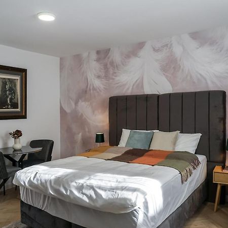 The Chic Retreat Apartment บูคาเรสต์ ภายนอก รูปภาพ