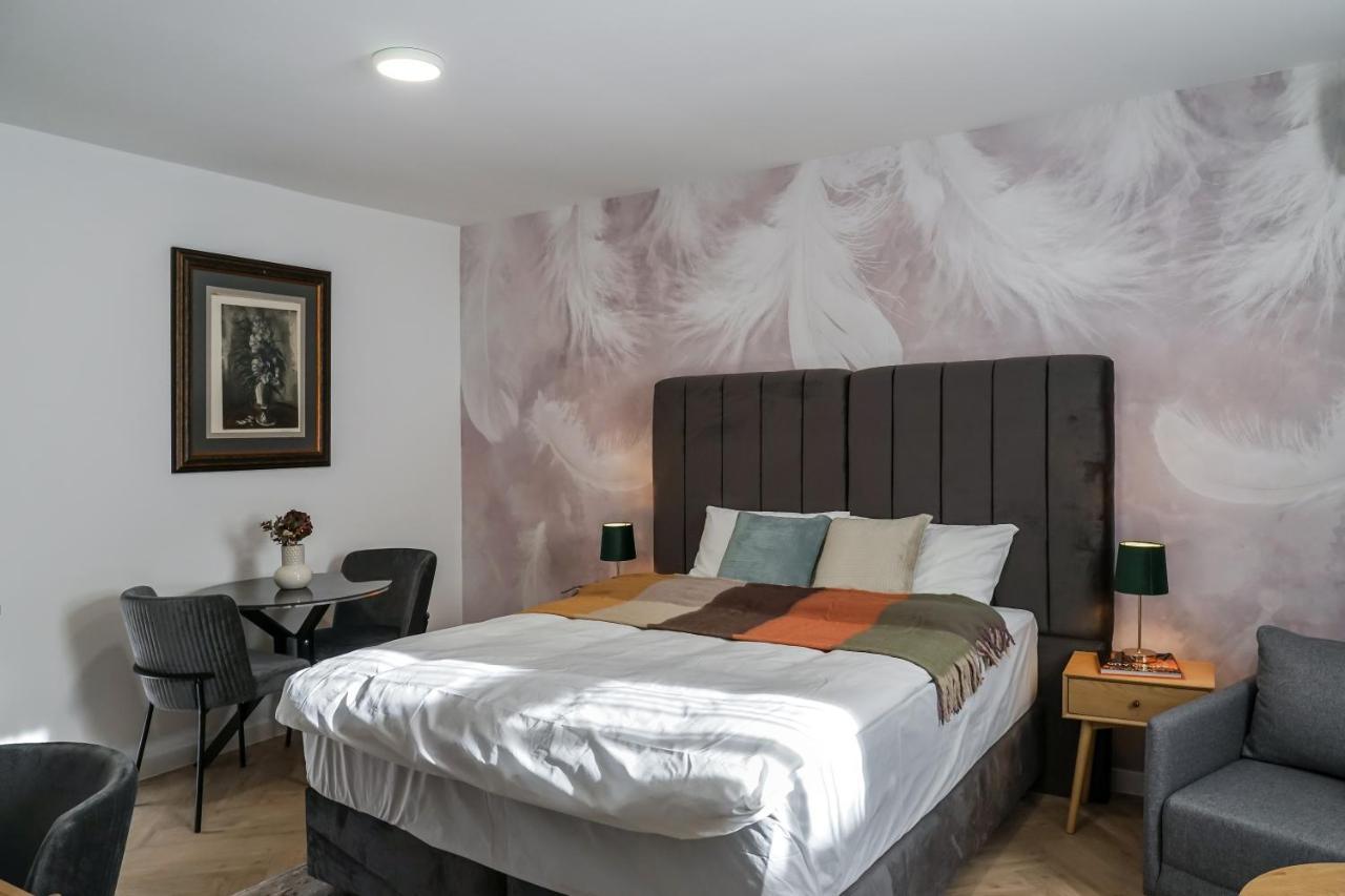 The Chic Retreat Apartment บูคาเรสต์ ภายนอก รูปภาพ