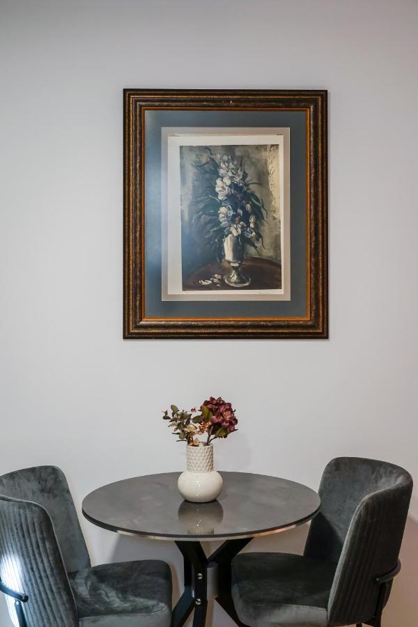 The Chic Retreat Apartment บูคาเรสต์ ภายนอก รูปภาพ